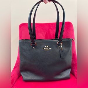 Coach Bay Tote (SOLD)